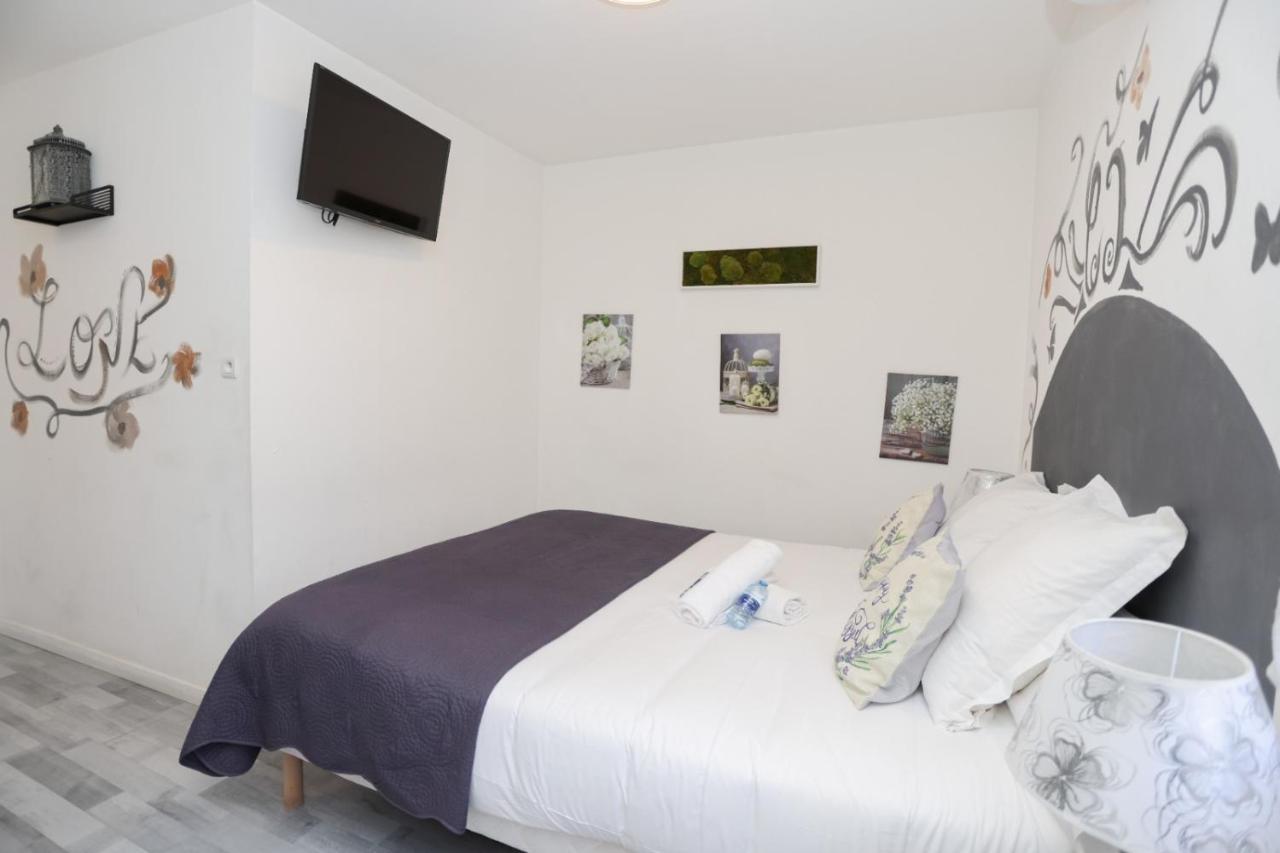 Le Panel Hotel Mandelieu